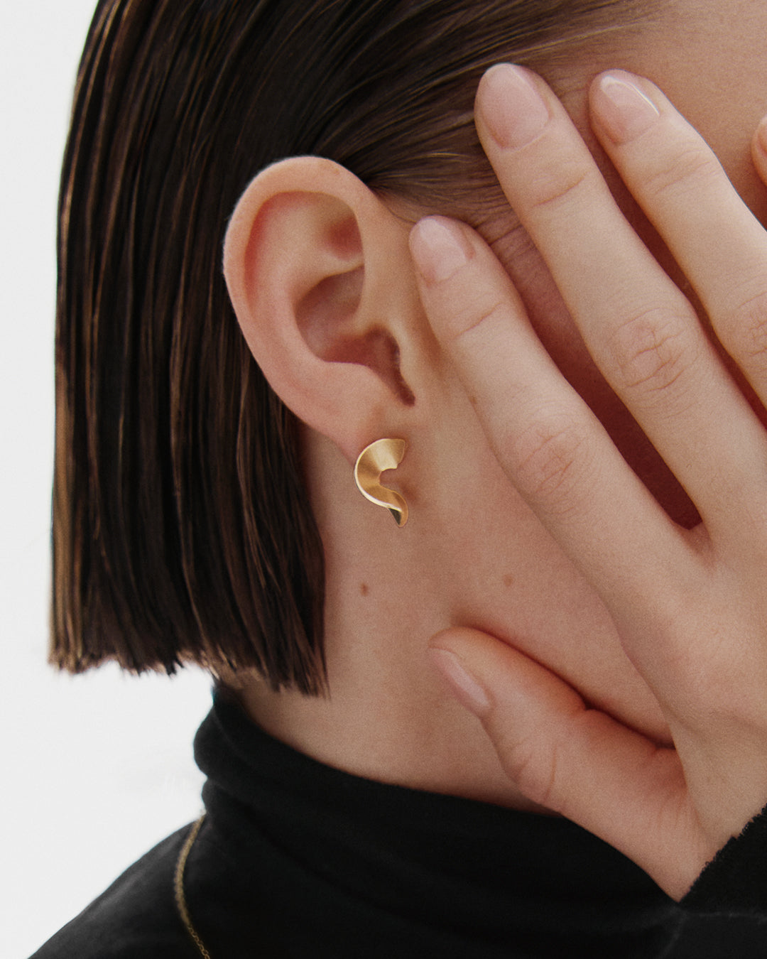 Vetovoima スモールピアス ブロンズ