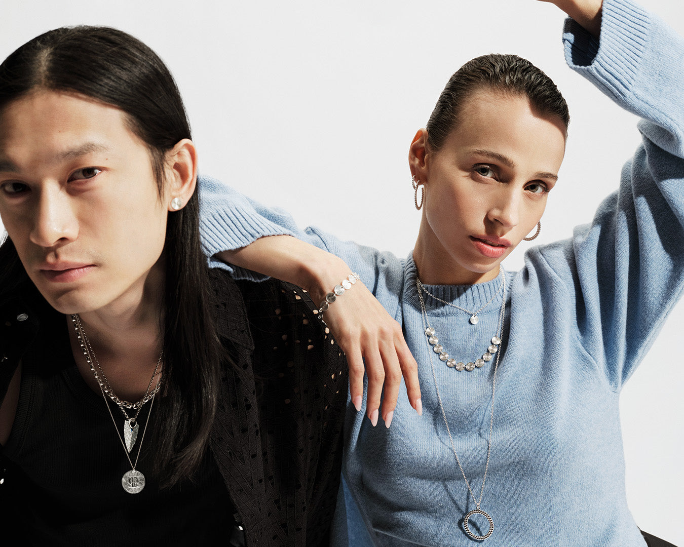 Kalevala hopeakorut miehille ja naisille Valoisa Kosmos Pohjankarhu