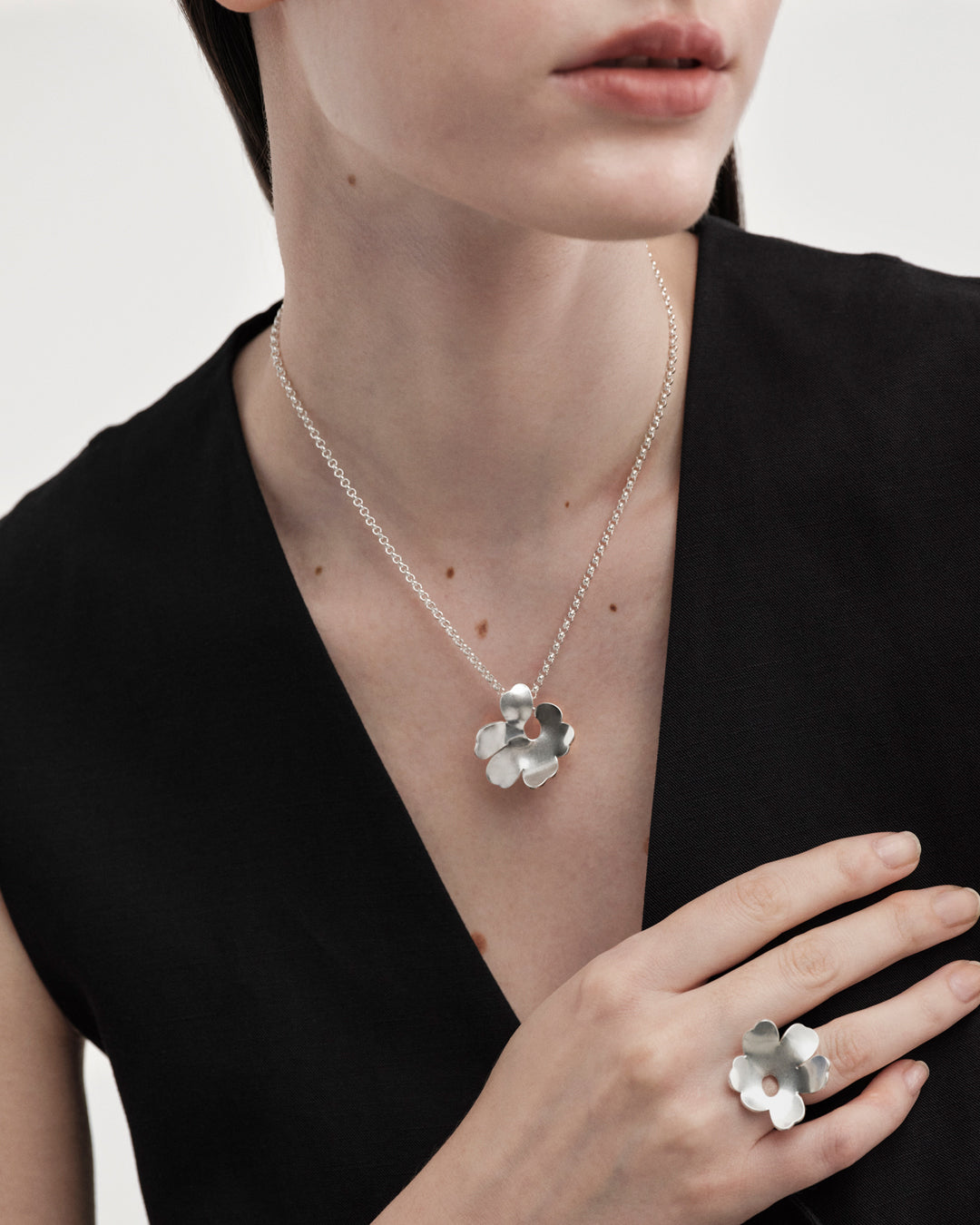 Unikko スモールペンダント シルバー