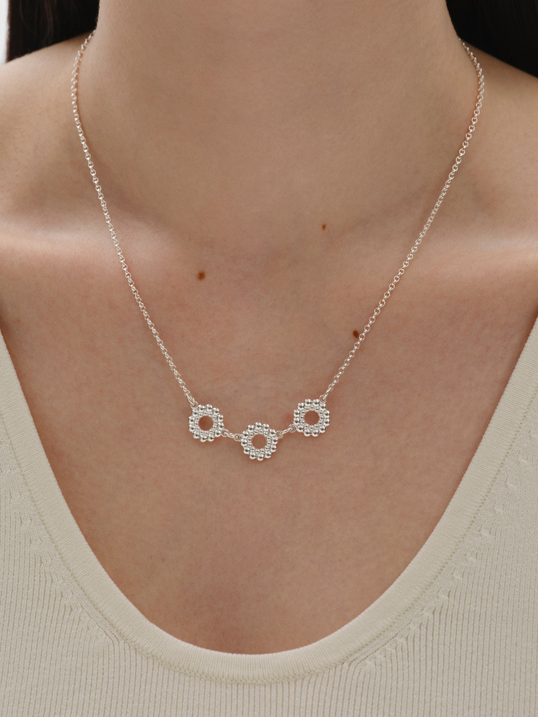 Circle of light necklace three parts silver