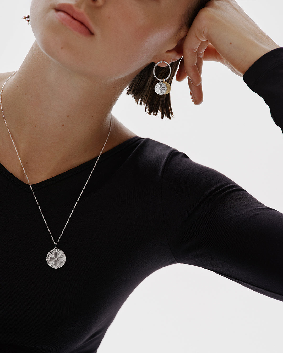 Amuletti Neliapila チャーム シルバー