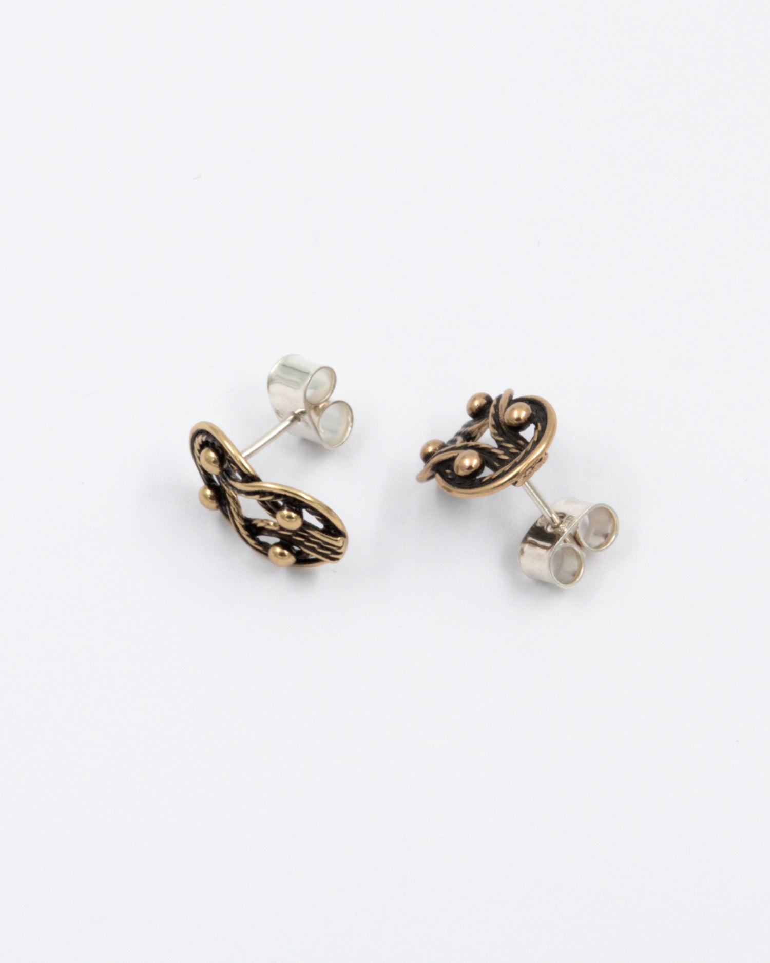 Preloved Teljänneito ピアス ブロンズ