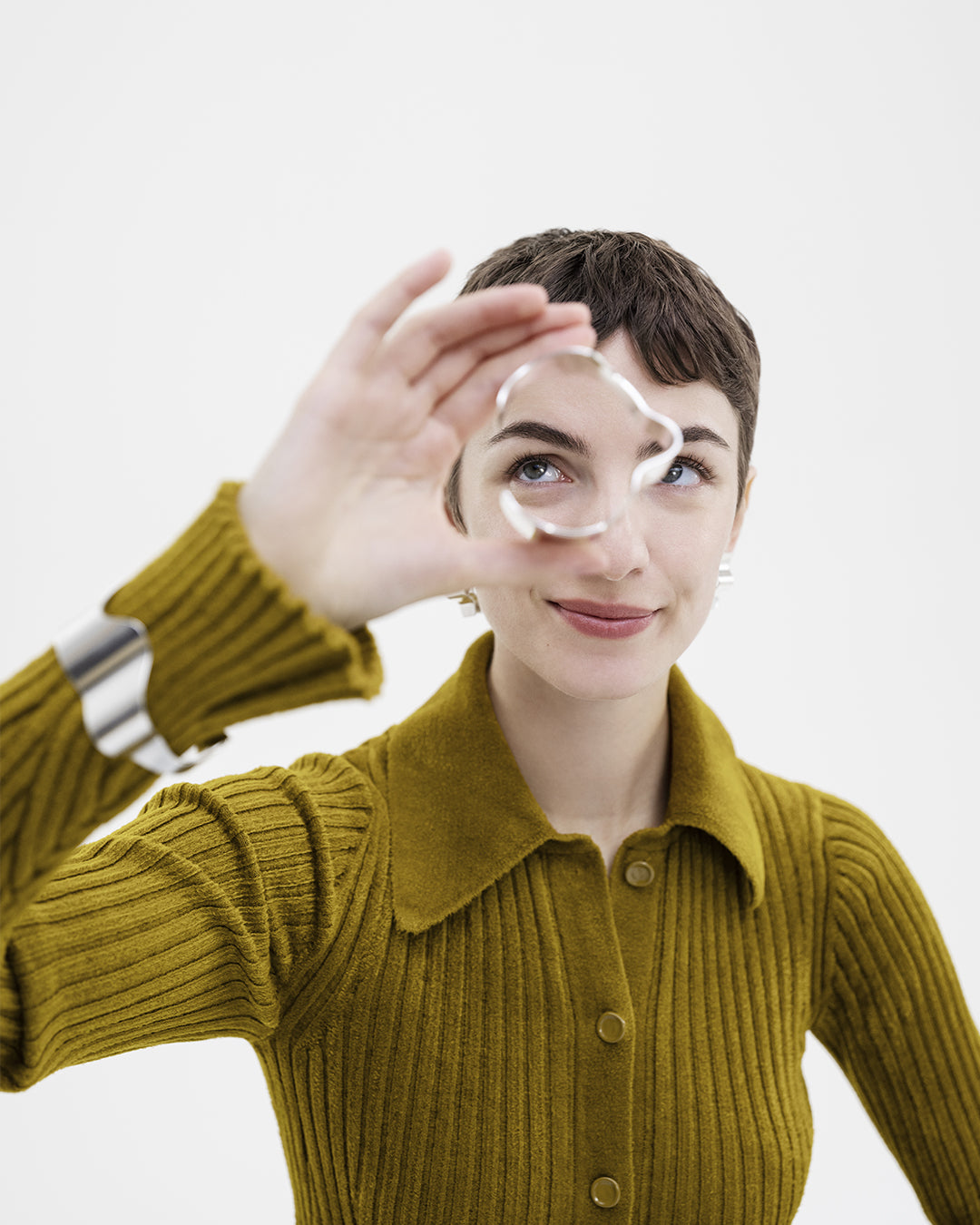 Vetovoima, hopea, rannekoru, kalevalakoru