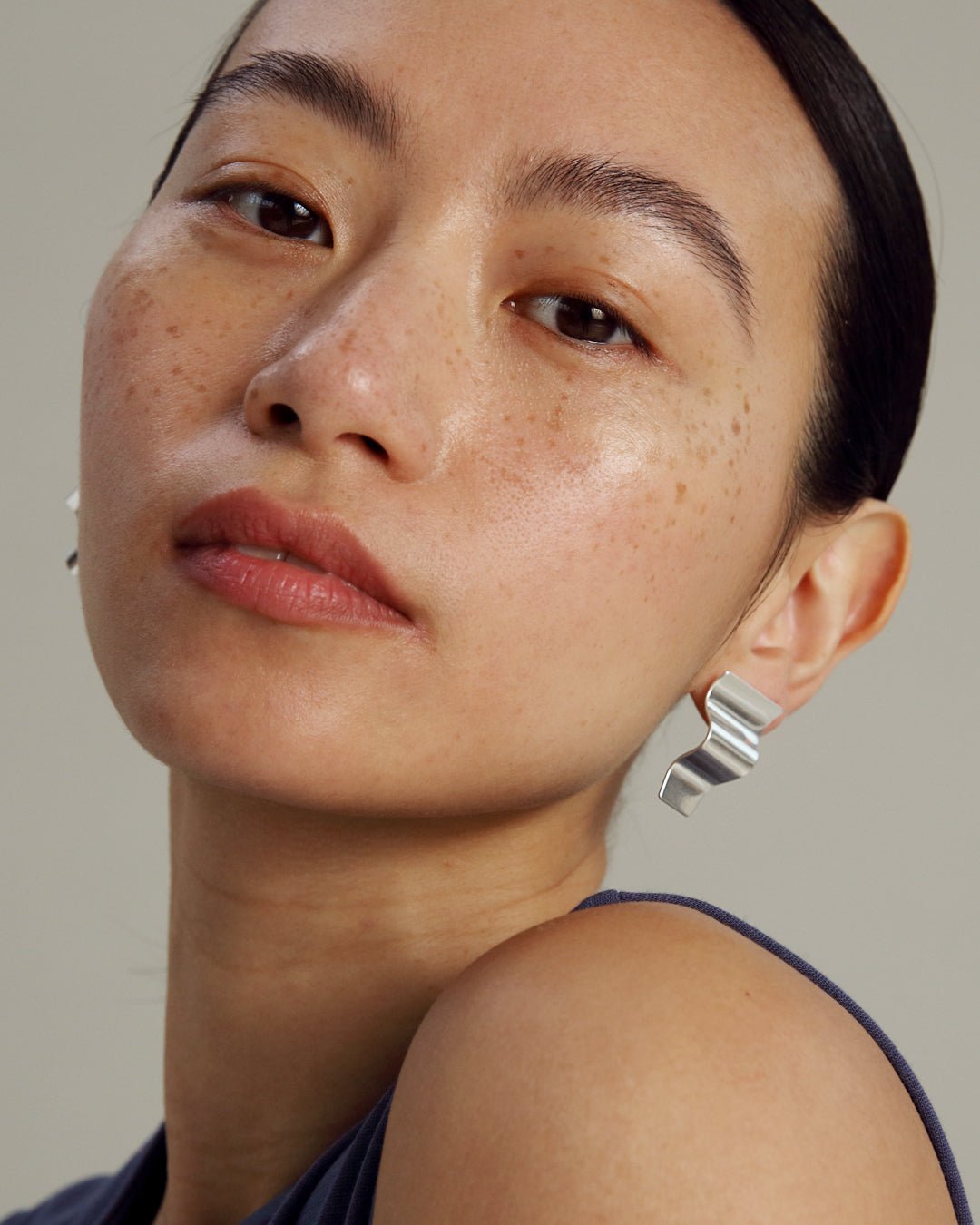 Vetovoima スクエアピアス