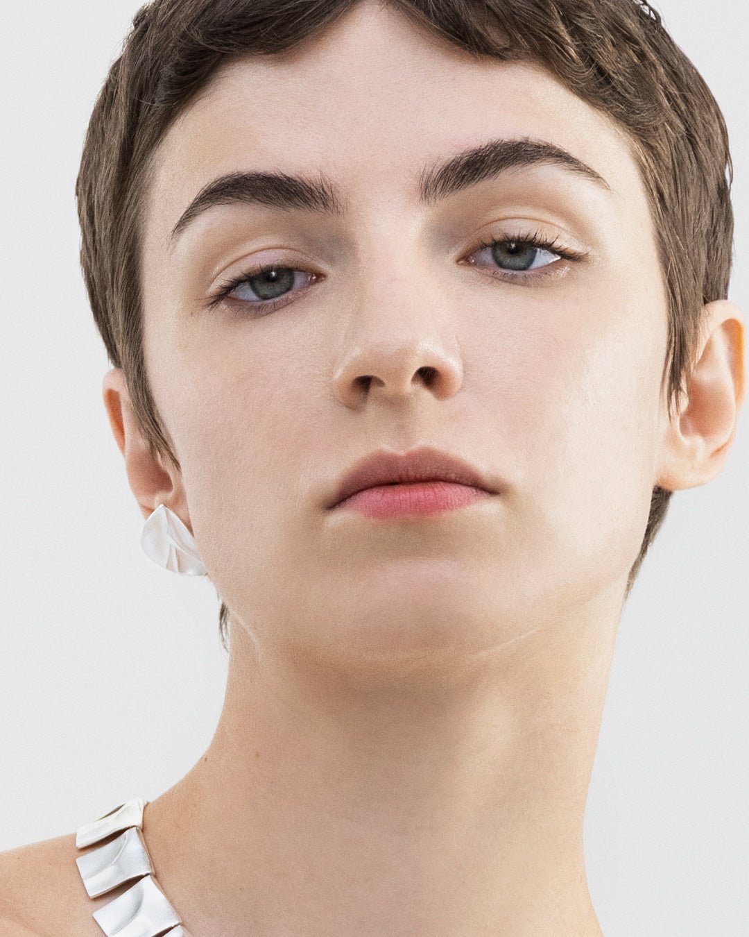 Gelo ピアス ハーフ(左)