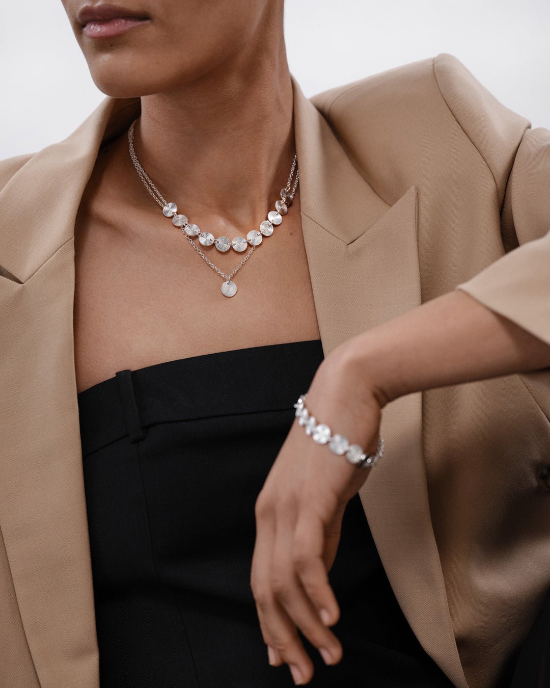 Kosmos ネックレス