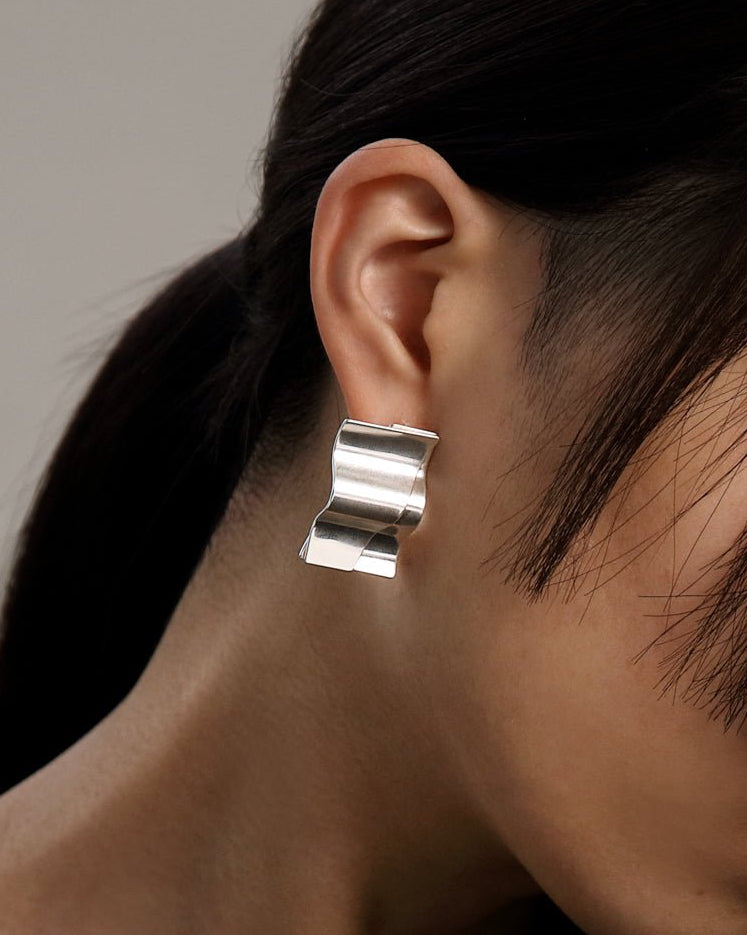 Vetovoima スクエアピアス