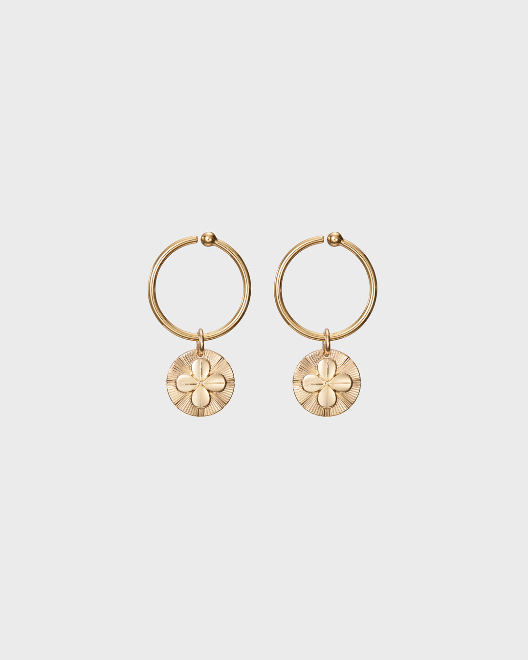 Amuletti Neliapila チャーム ブロンズ