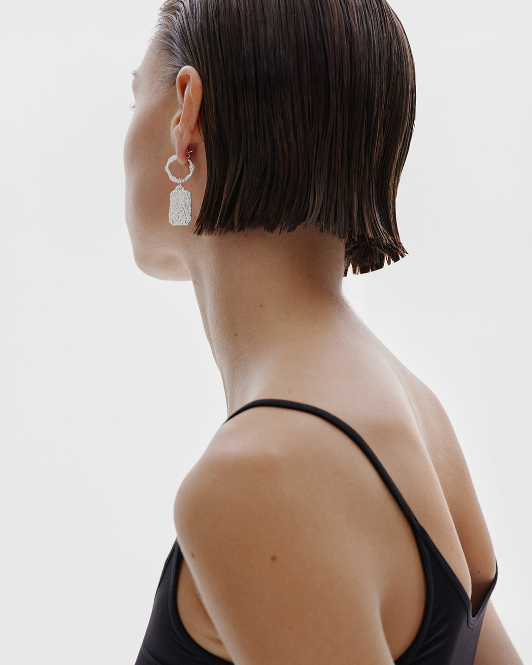 Itu エングレービングチャーム ラージ シルバー