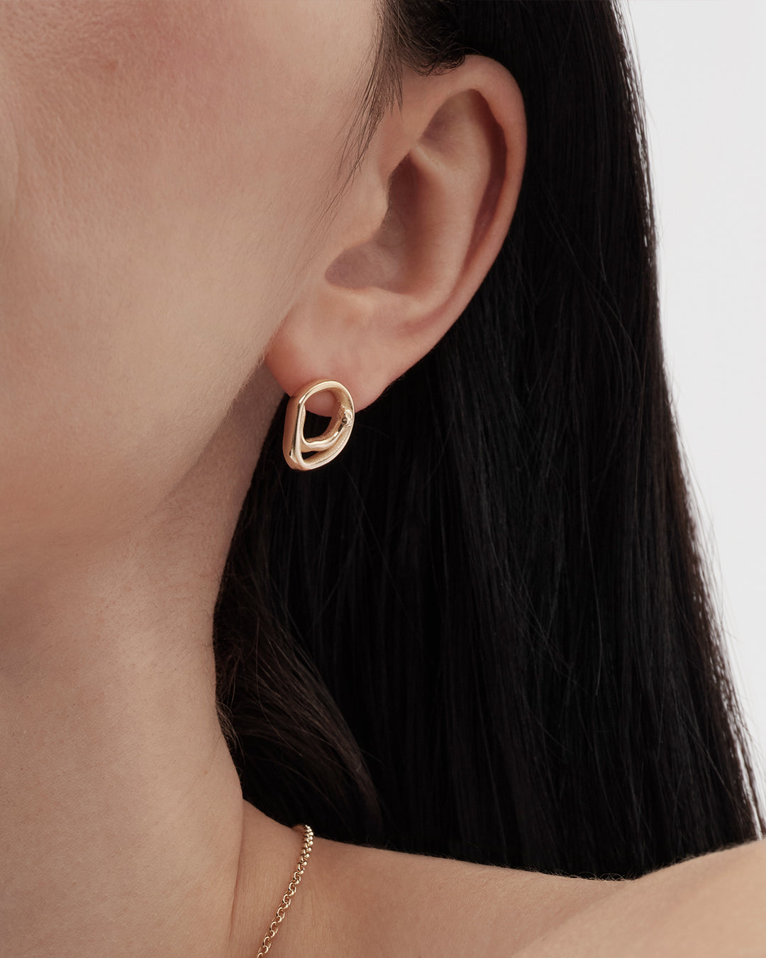 Männyt スタッドピアス ブロンズ