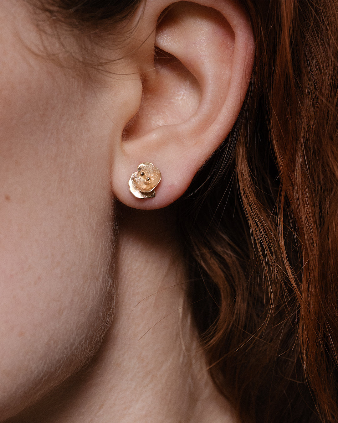 Midsummer Night Rose ミニピアス ゴールド