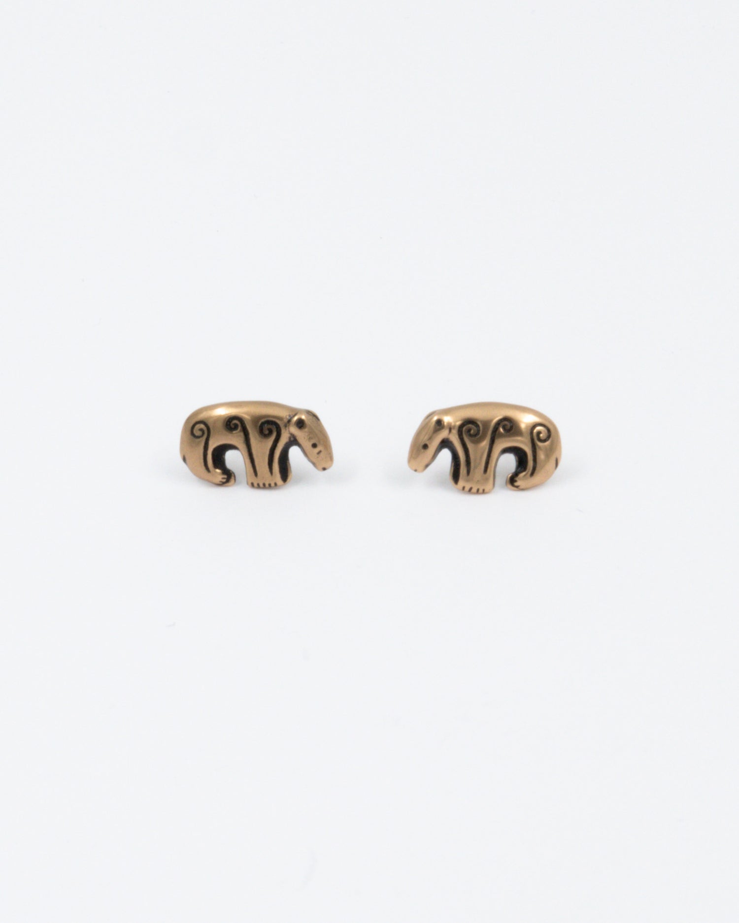 Preloved Kalevalankarhu ピアス ブロンズ