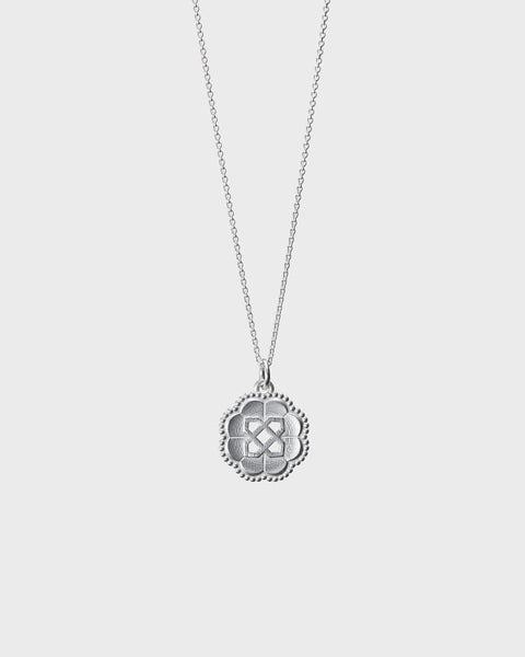 Kalevala ネックレス シルバー　オスマンソルム　セーラーノット アムレッティシルバーネックレス オスマンソルム | Kalevala ジュエリー